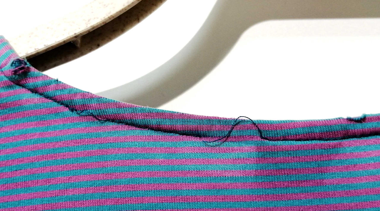 ほつれ、ダメージ有