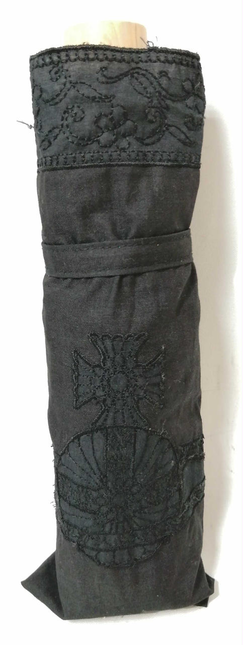ヴィヴィアンウエストウッド オーブ ドット 刺繍 ブラック 折り畳み 日傘 ヴィヴィアンウエストウッド(VIVIENNE WESTWOOD)|オーブ刺繍