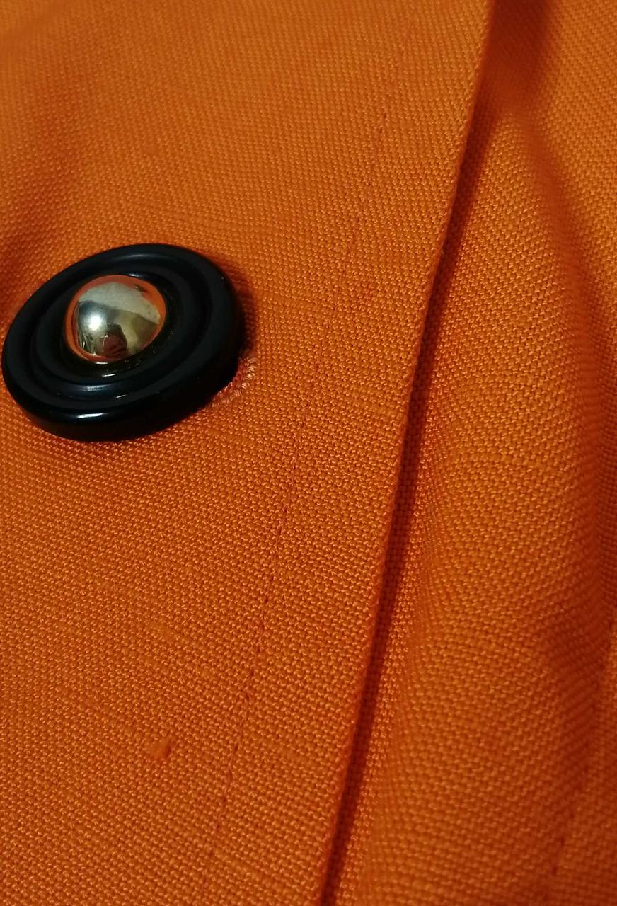 少々シミ汚れ有り