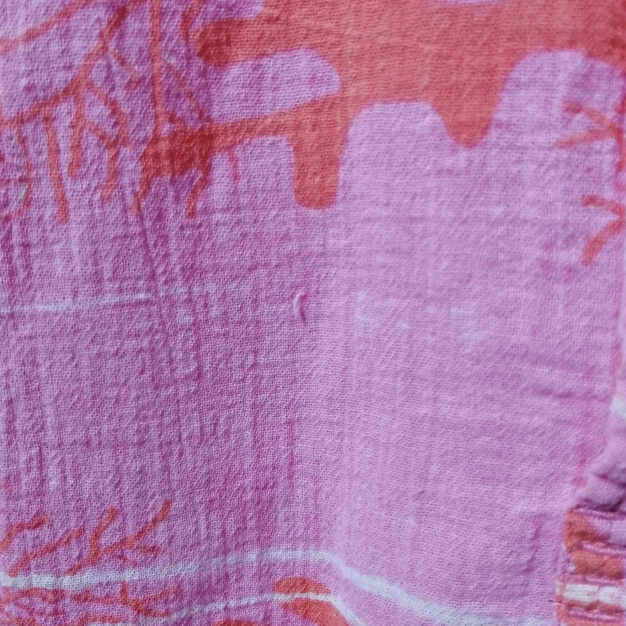 写真中央ほつれ有