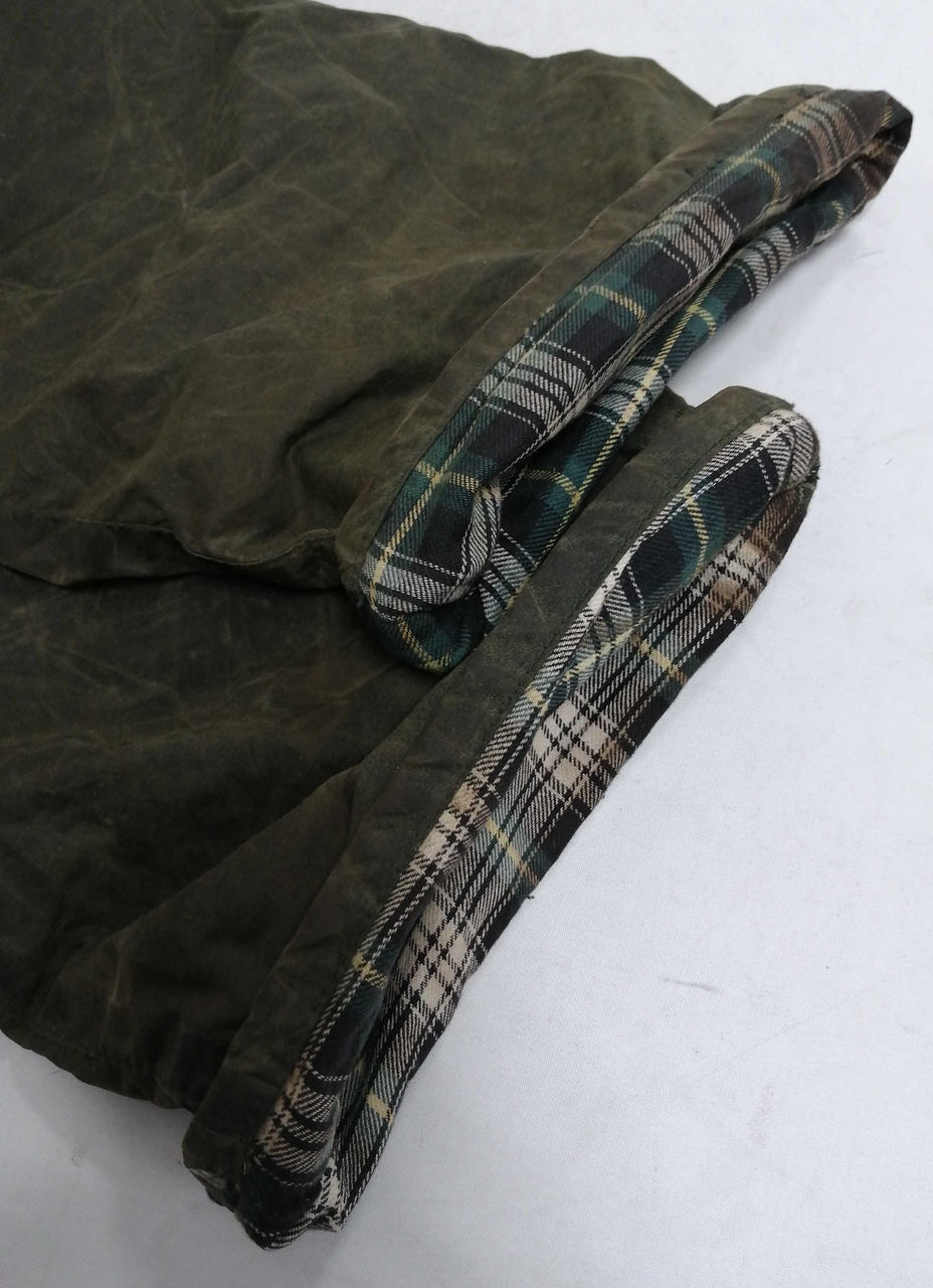 汚れ、裾ダメージ