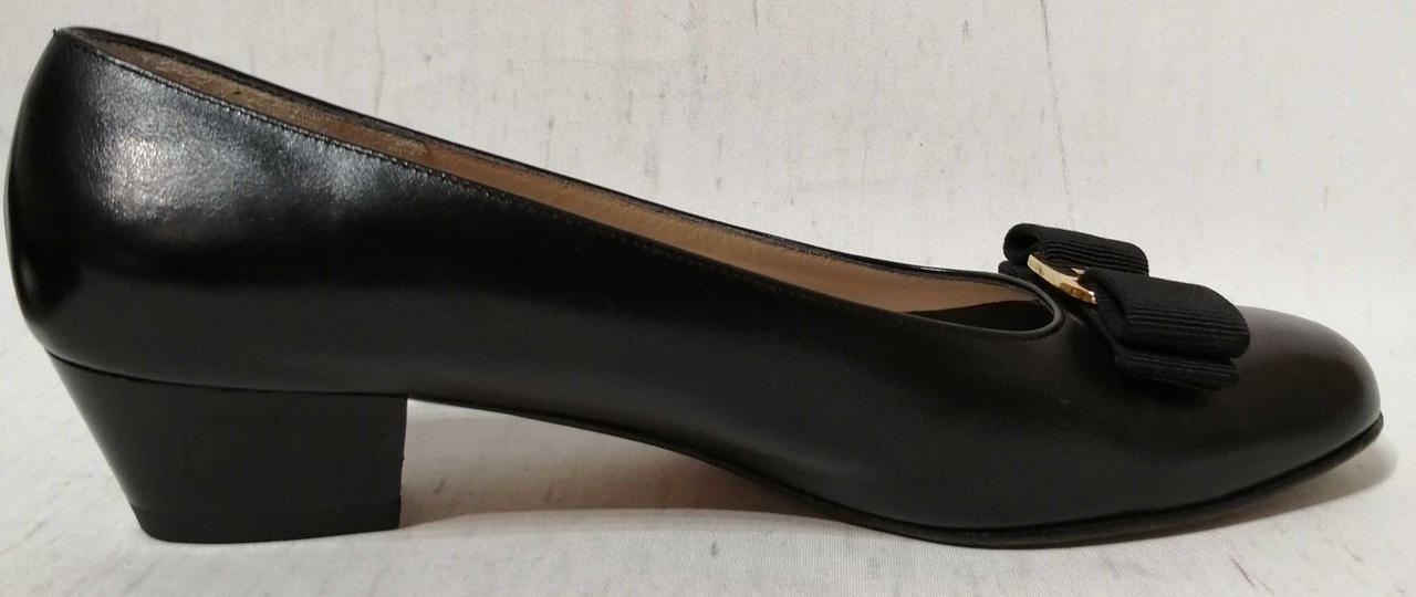 サルバトーレフェラガモ(salvatore ferragamo)|ヴァラリボンレザー