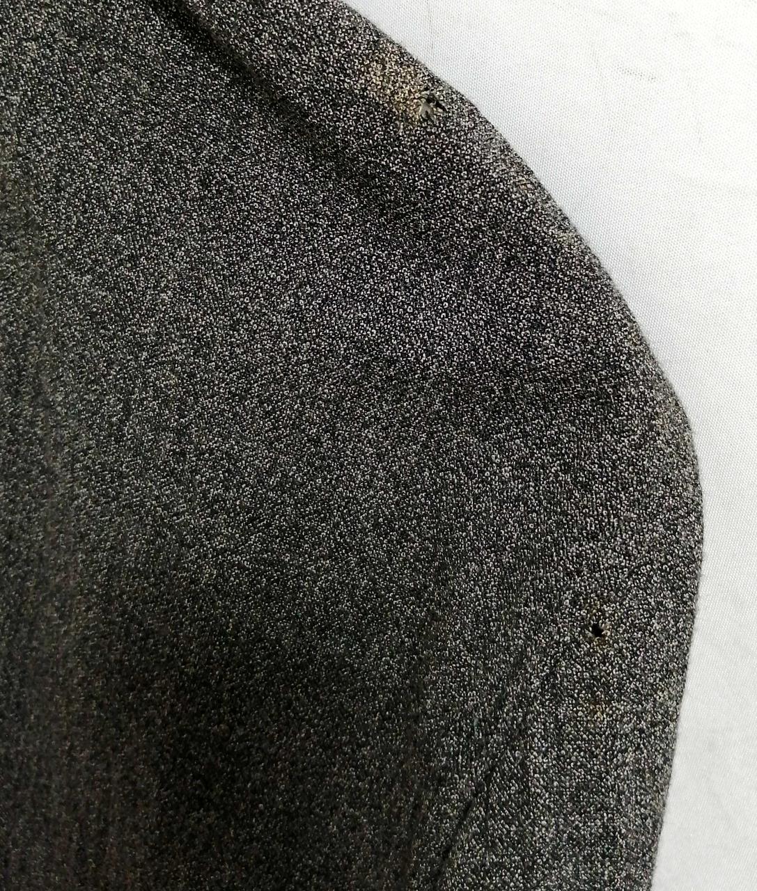 穴開き、汚れ有