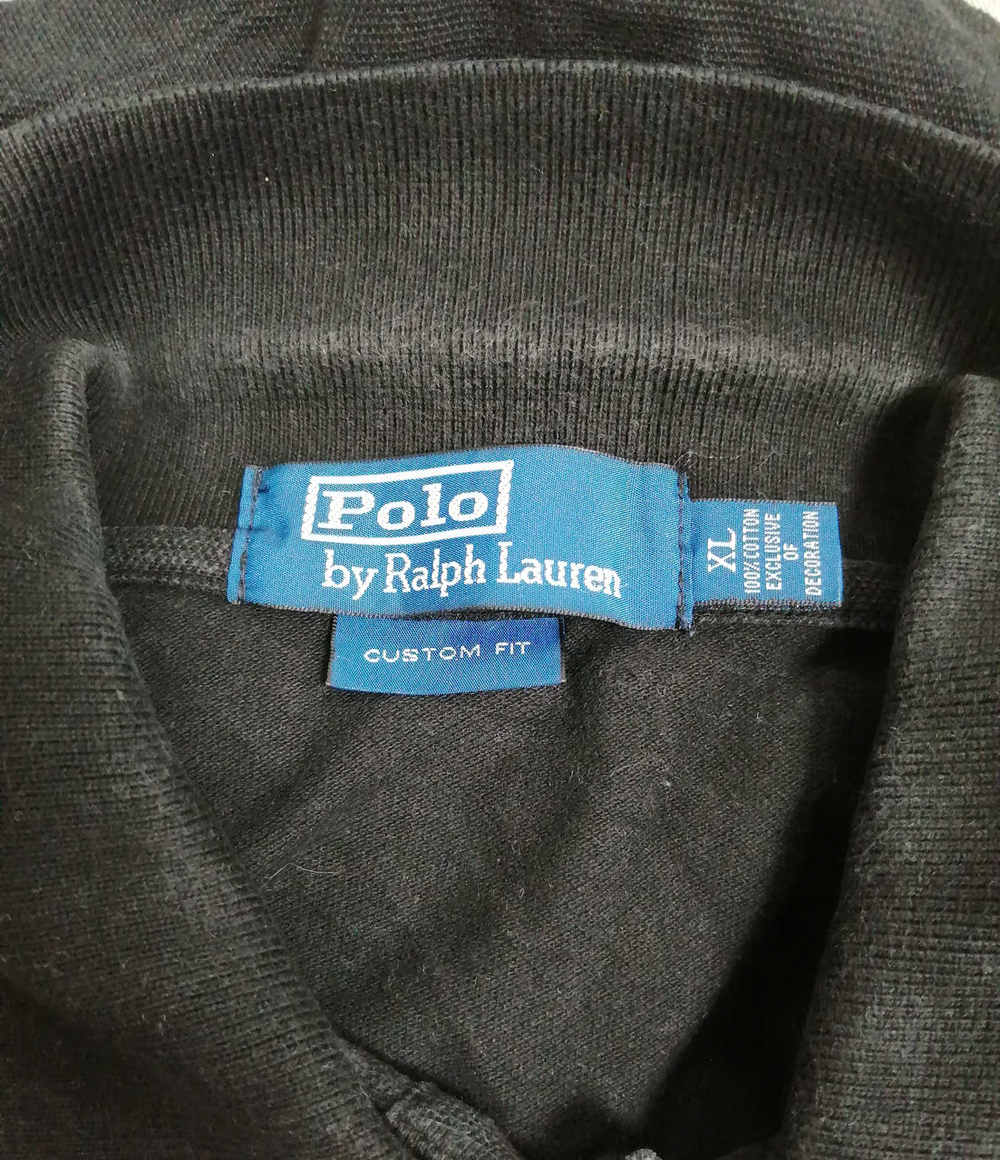 襟汚れ有