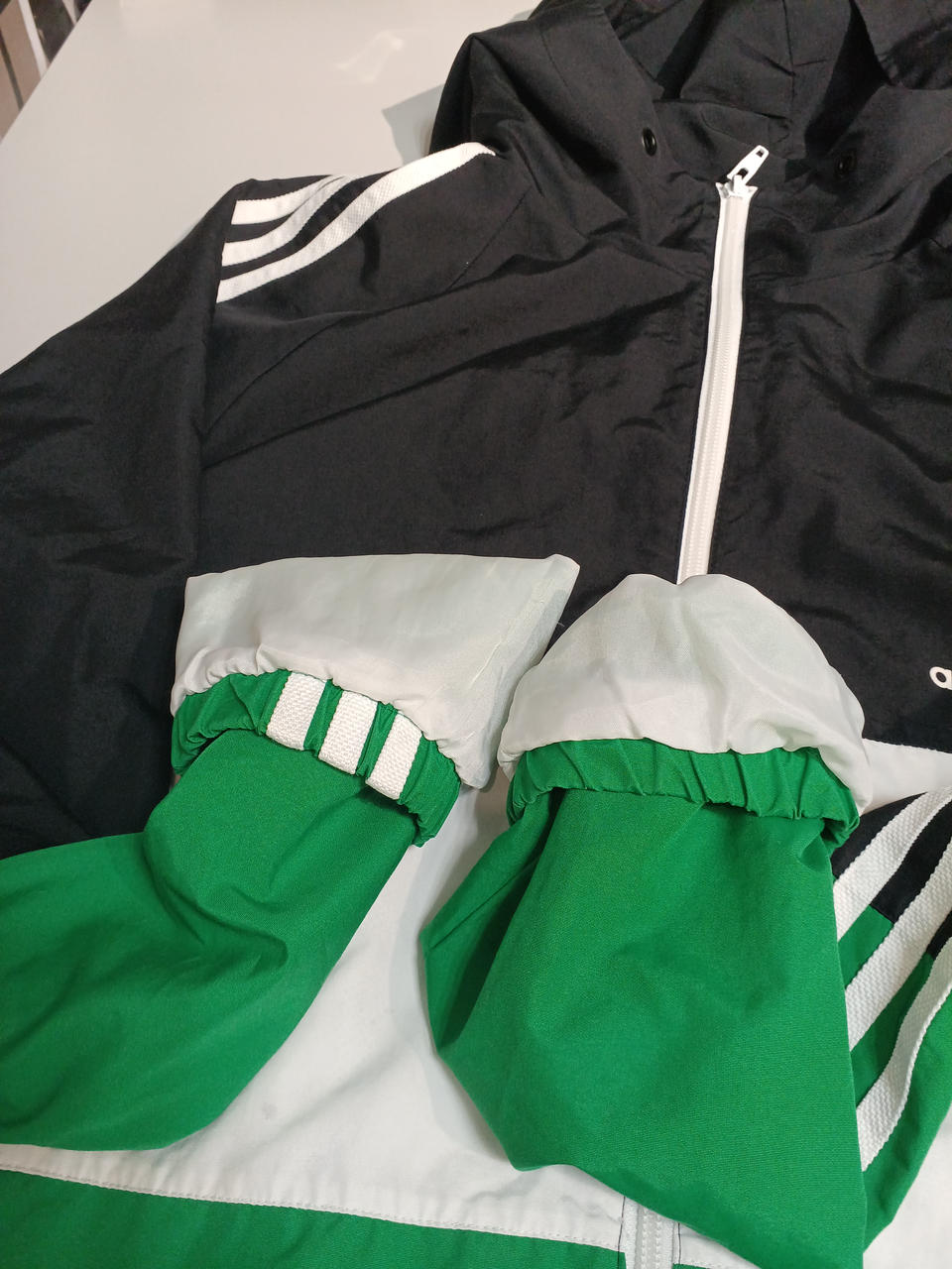 【⠀年末セール！値下げました】adidas 上下ウィンドブレーカー東京ドーム限定 ADIDAS × DISNEY|GOOFY WINDBREAKER|HARDOFFオフモール（オフモ