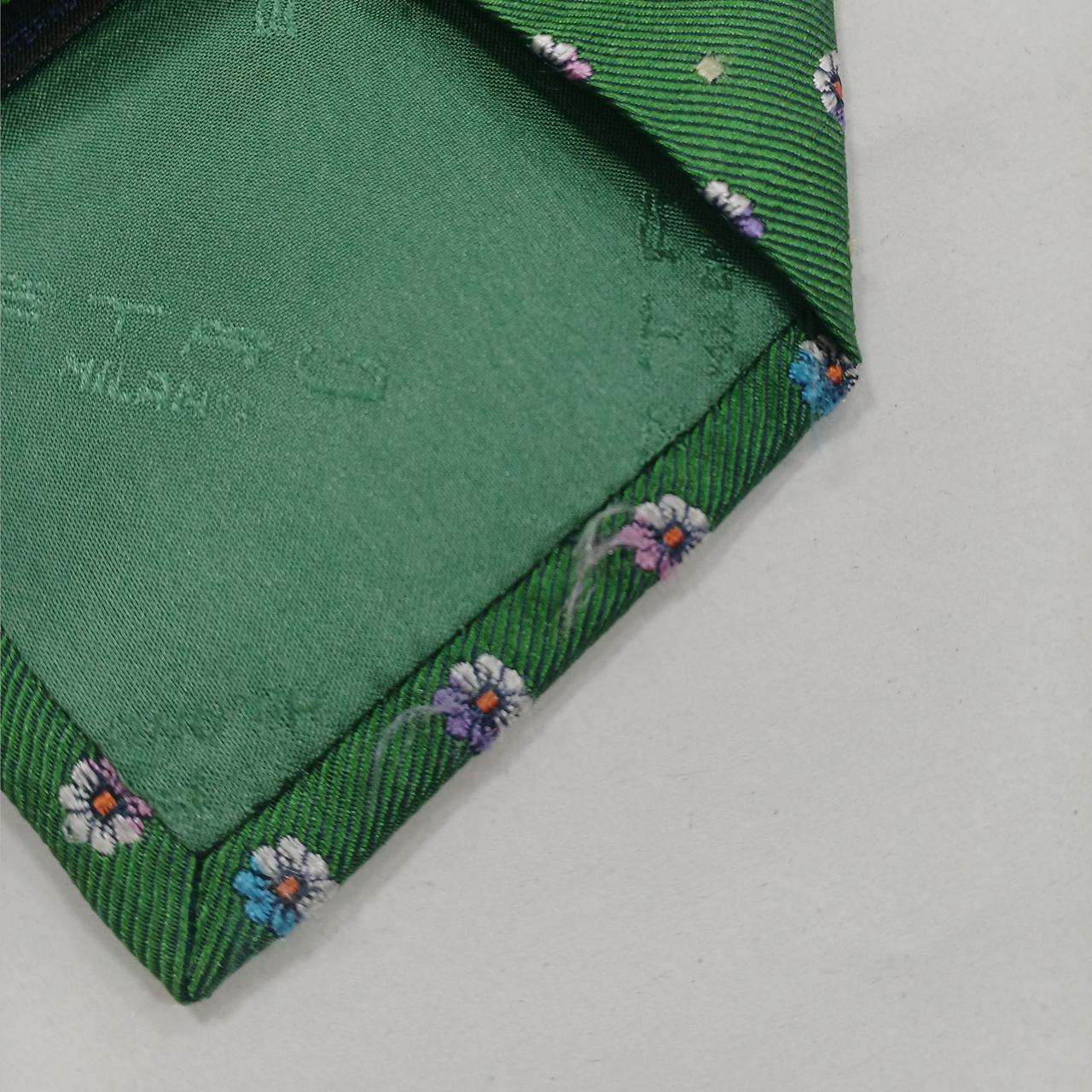 多少の毛羽立ちがございます