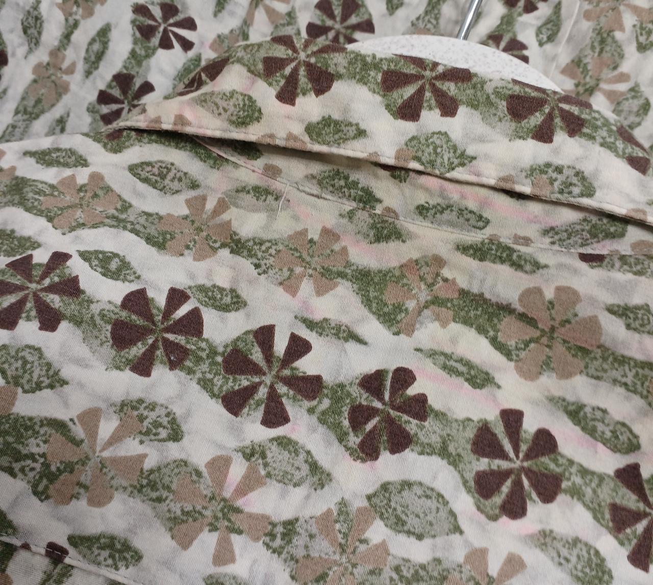 後ろ身頃汚れ有