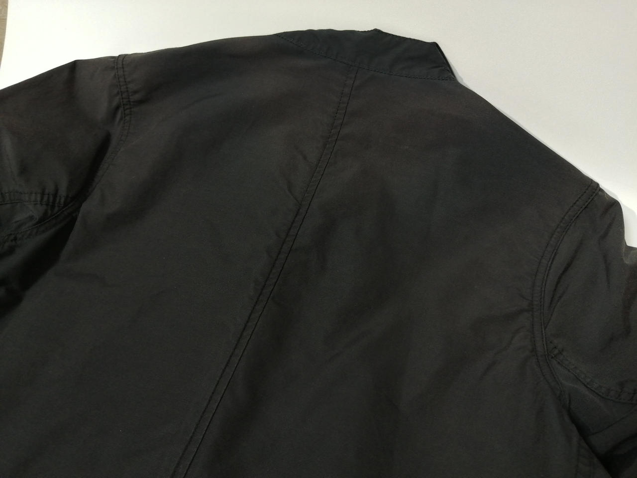 全体的な色ヤケ有り