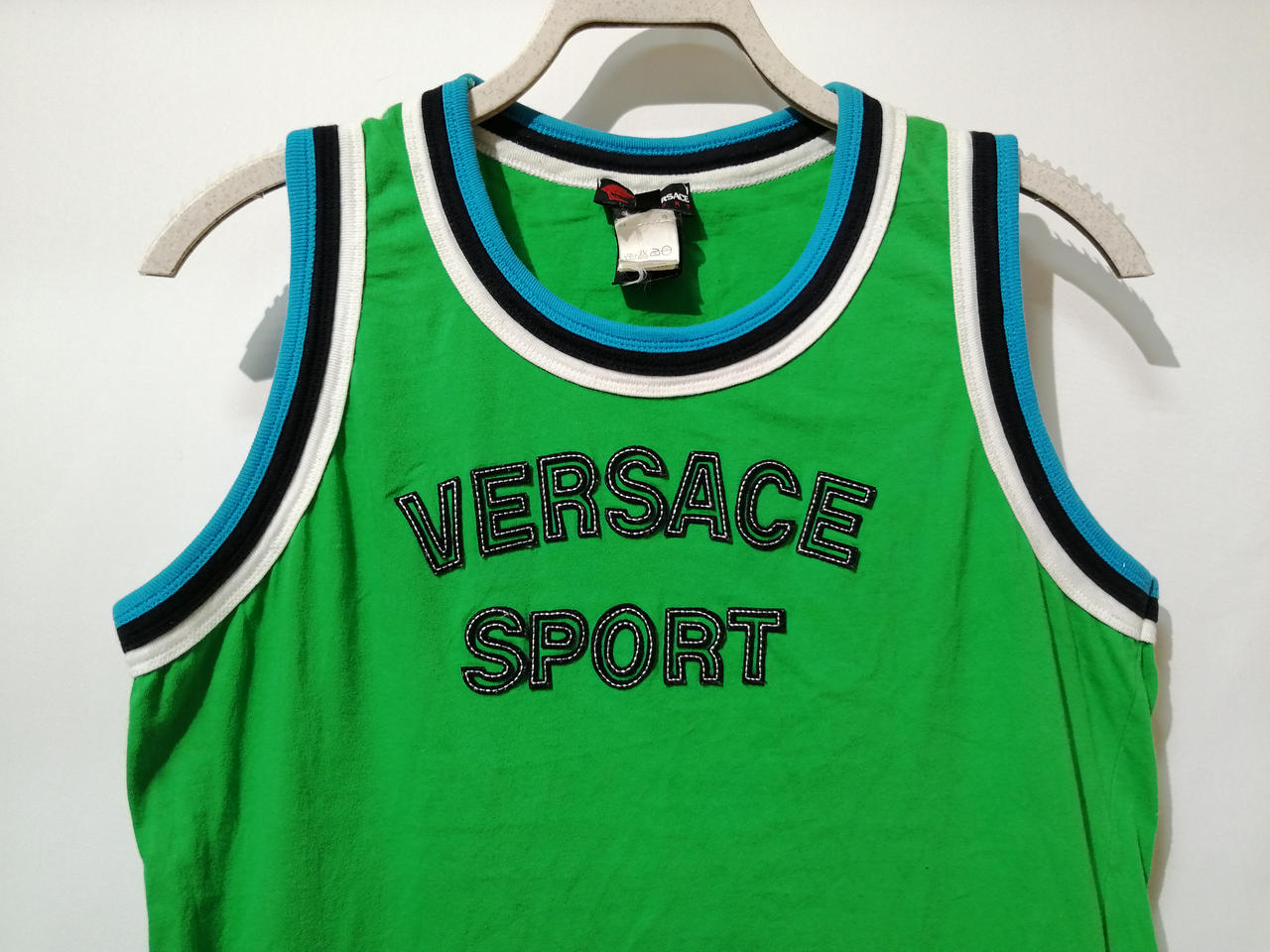 ♦VERSACE♦グレカジャカードテクニカル タンクトップ VERSACE ラ グレカ レース ニット タンクトップ ブラック