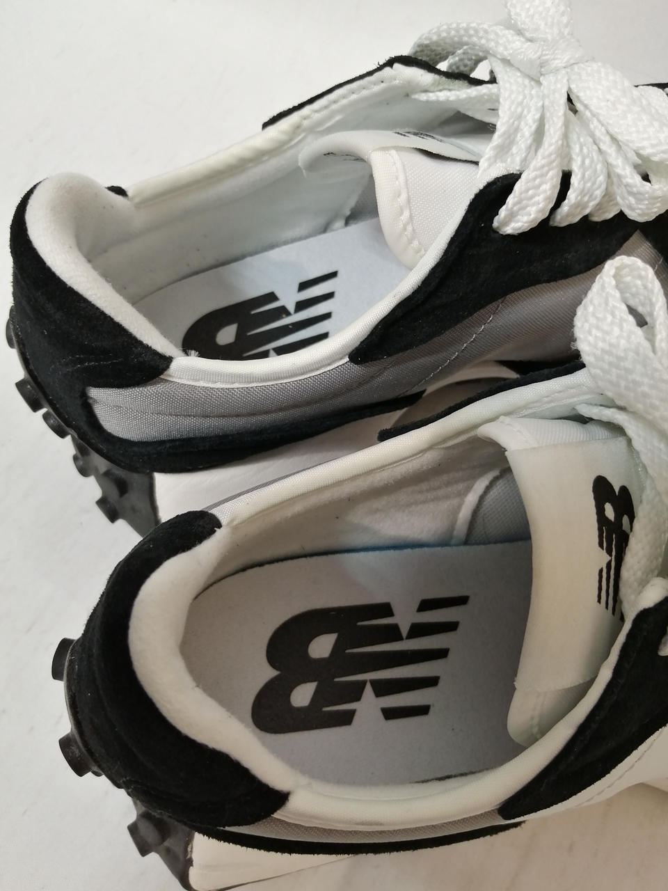 送料関税込[ニューバランス]U327WTA/U327WTH/U327WTG★大人気★ 送料関税込[ニューバランス]U327WTA/U327WTH/U327WTG☆大人気