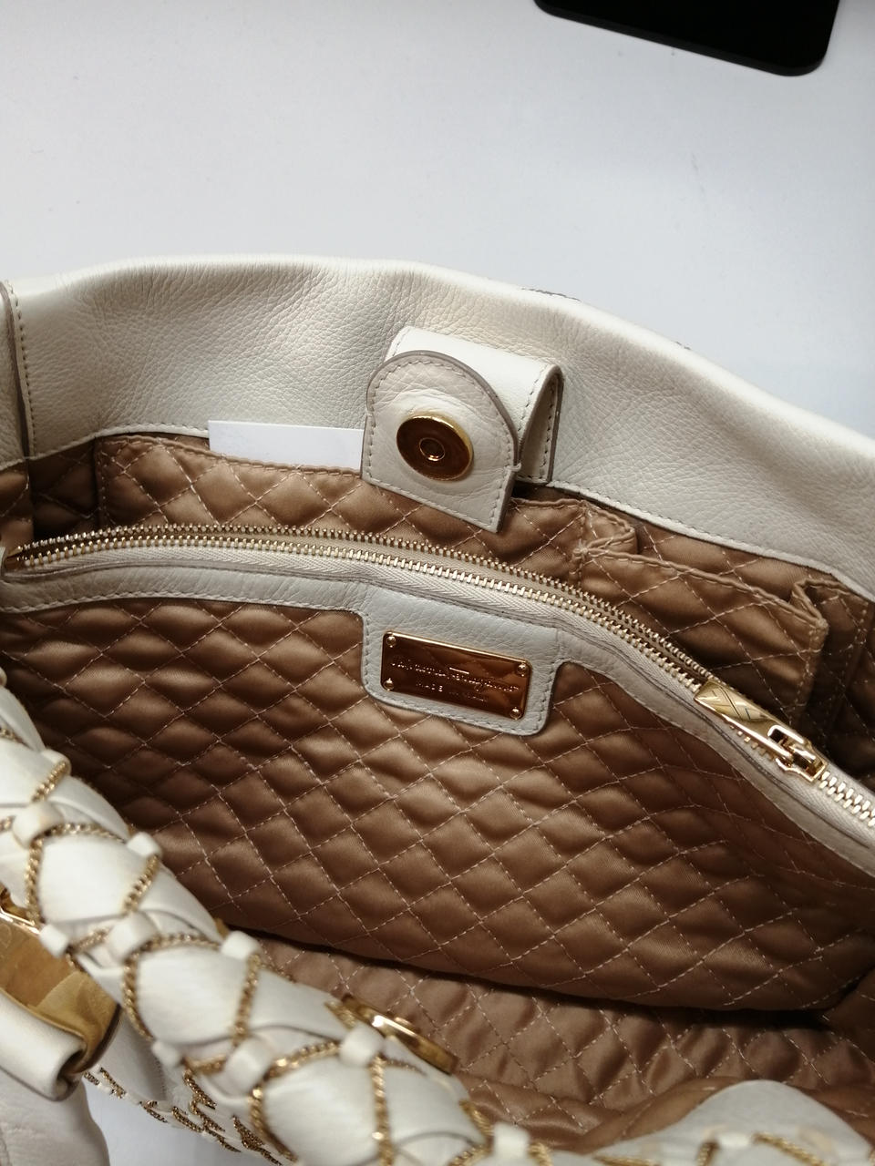 美品！新品同様！♪Salvatore Ferragamo♪チェーンバック Salvatore Ferragamo サルヴァトーレフェラガモ チェーン