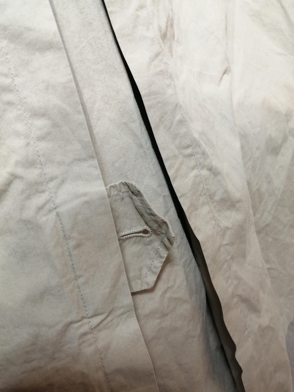 バックボタン欠損