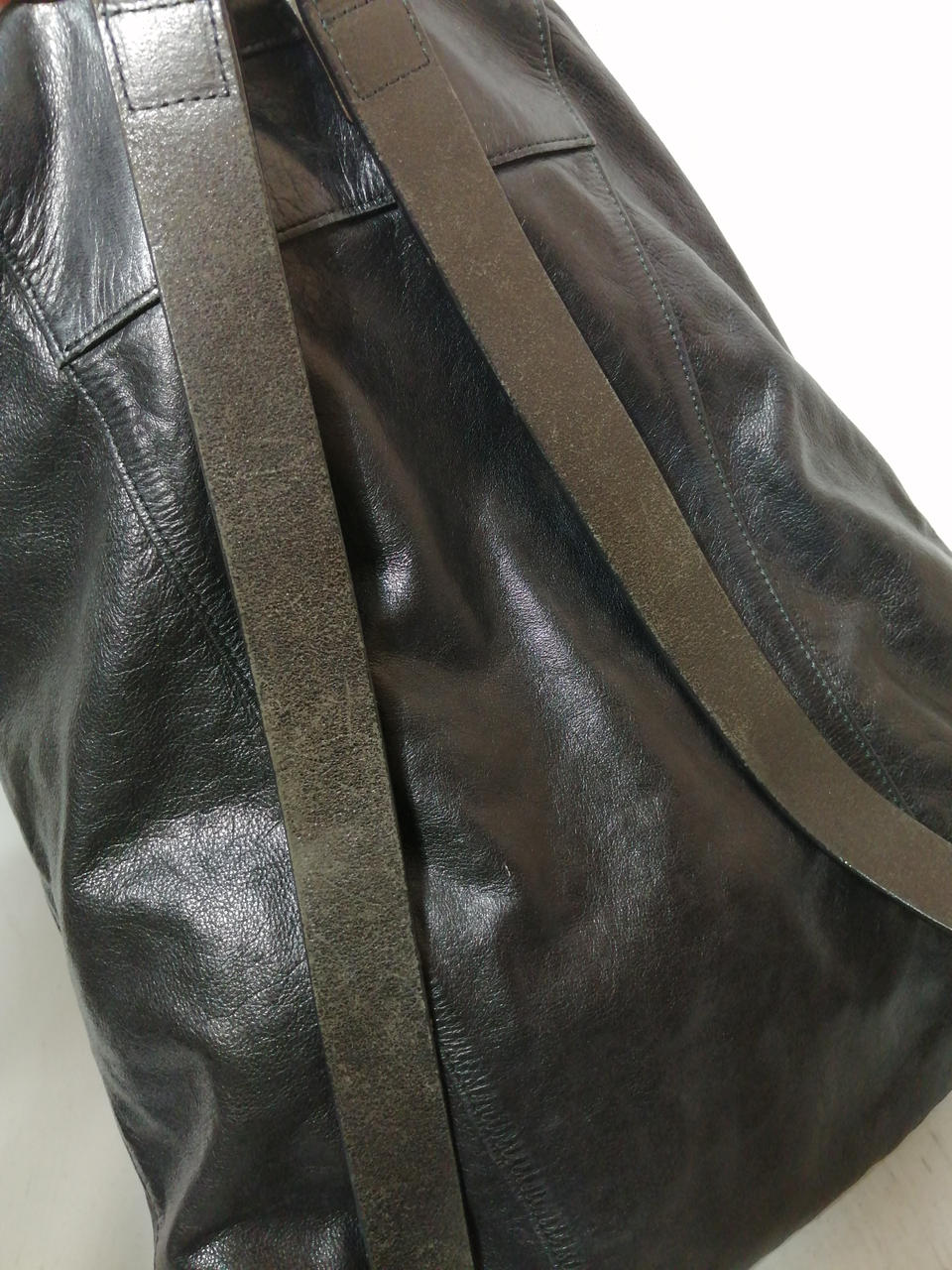 ショルダーヤケ、スレ有