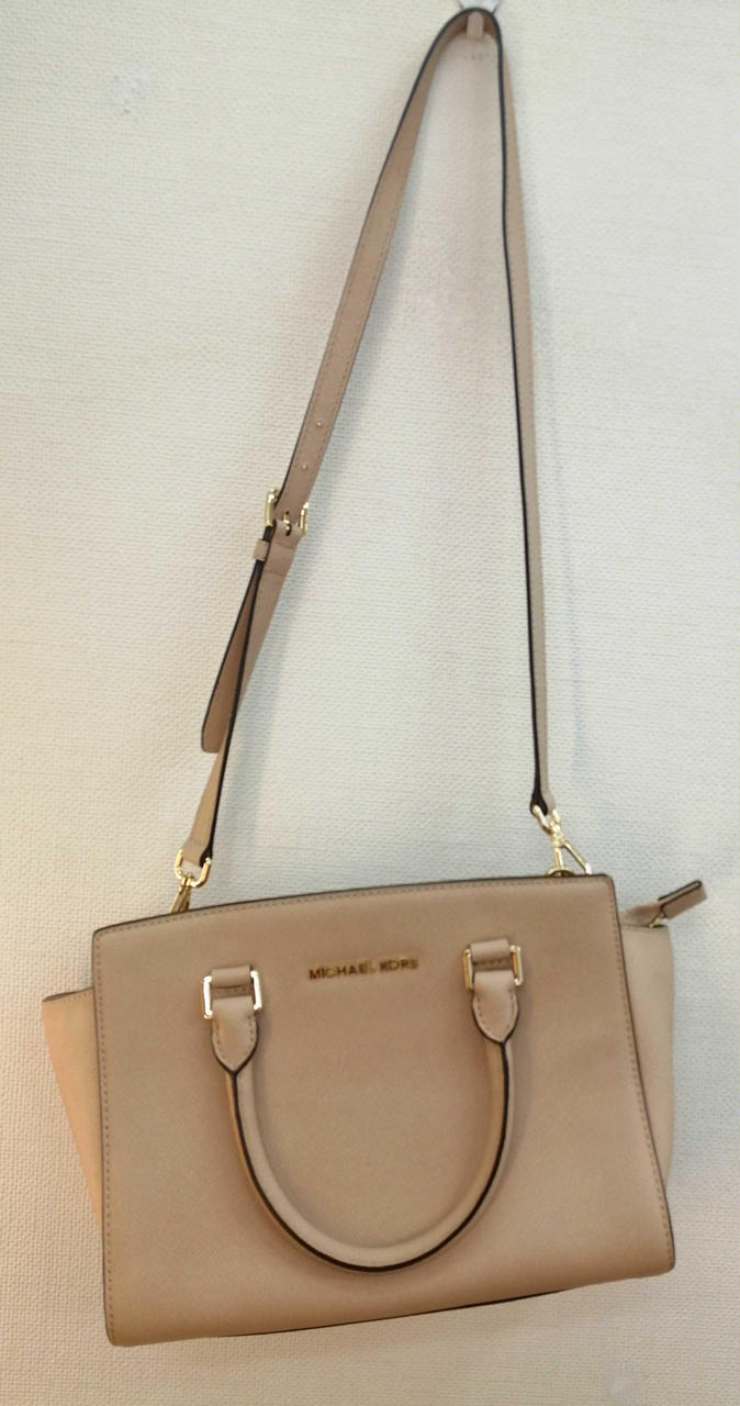 ショルダー紐あり