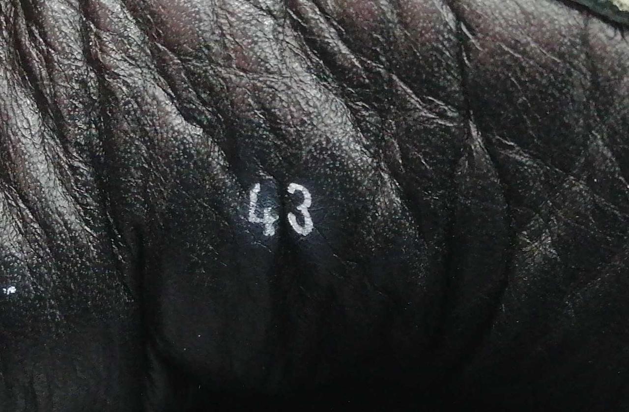 43サイズ記載あり。（28cm相当）