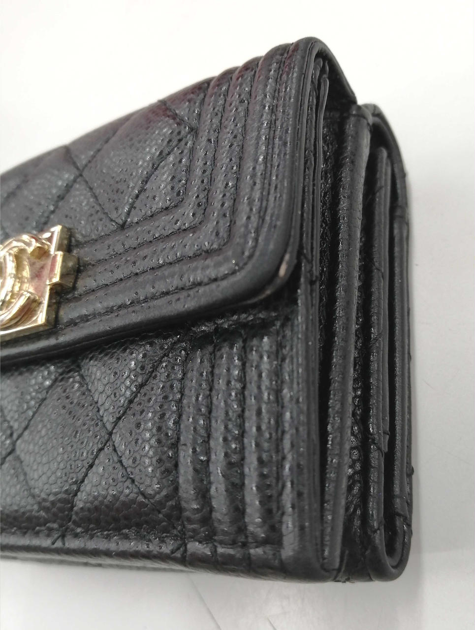 わずかに角擦れ