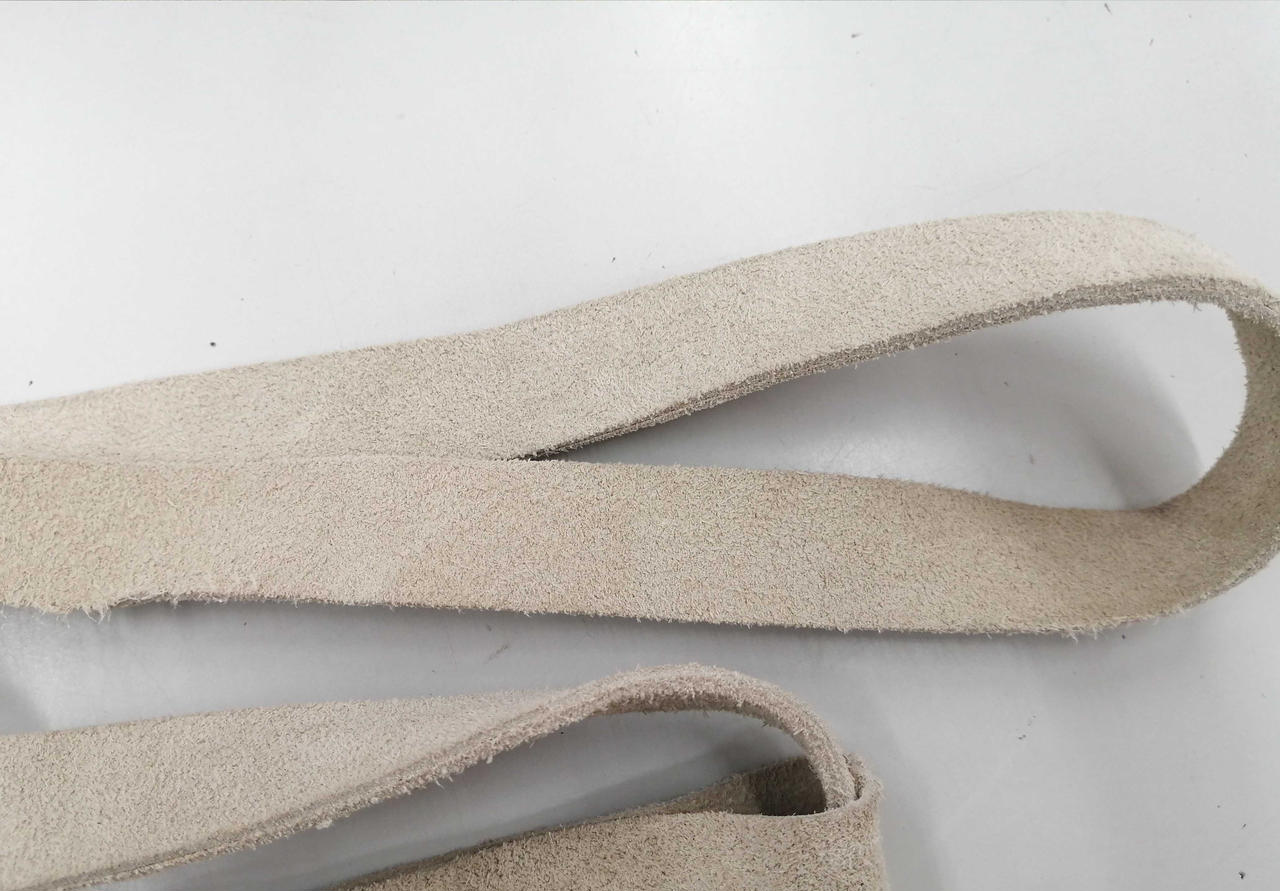 ストラップ擦れ