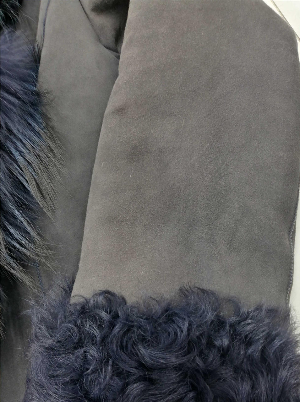 袖口擦れと色褪せ