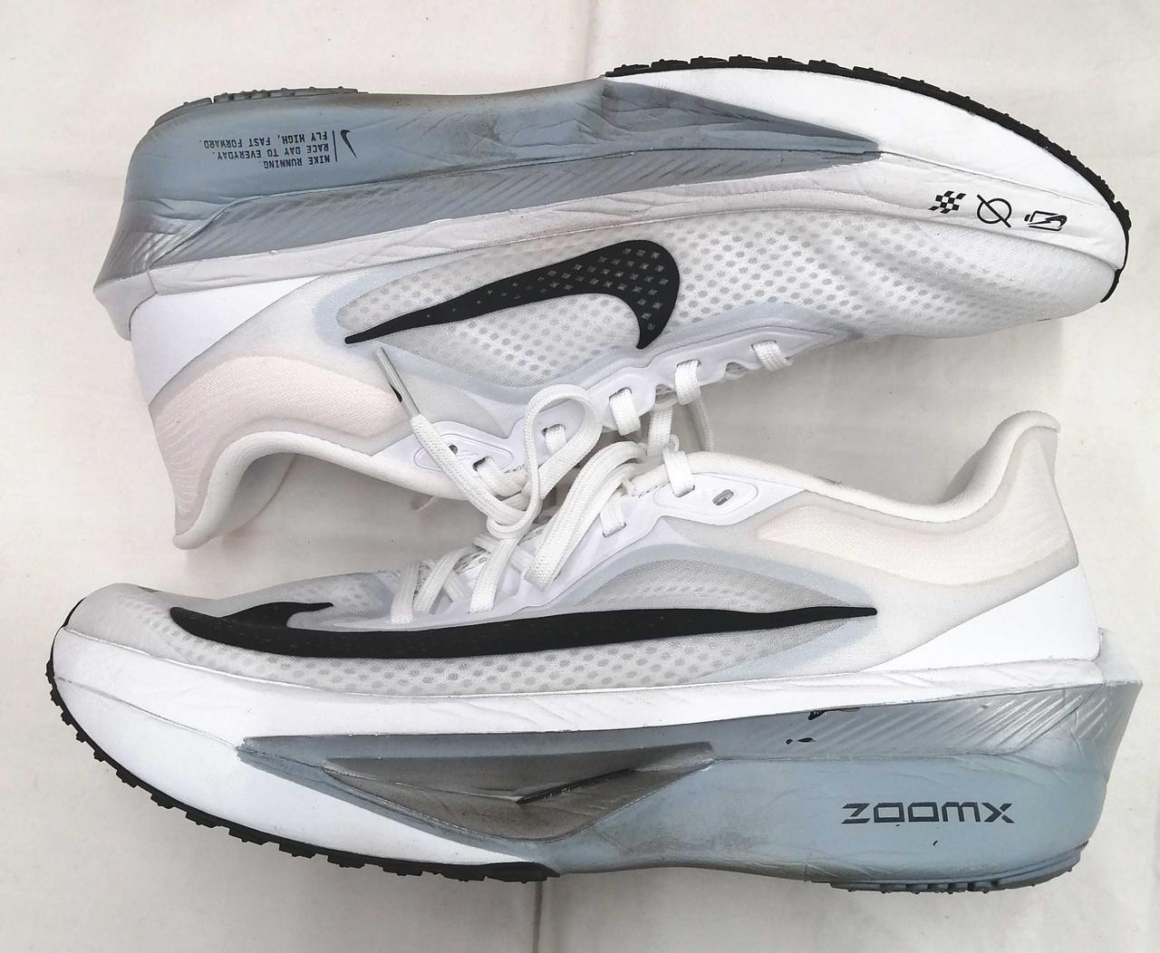 ソール部分汚れあり