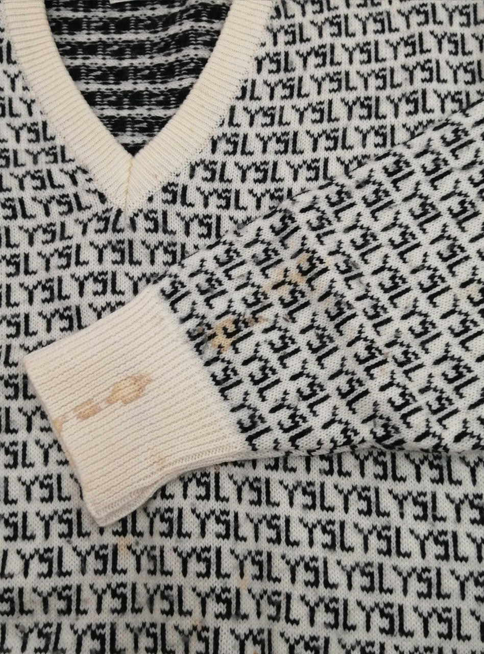シミ有り