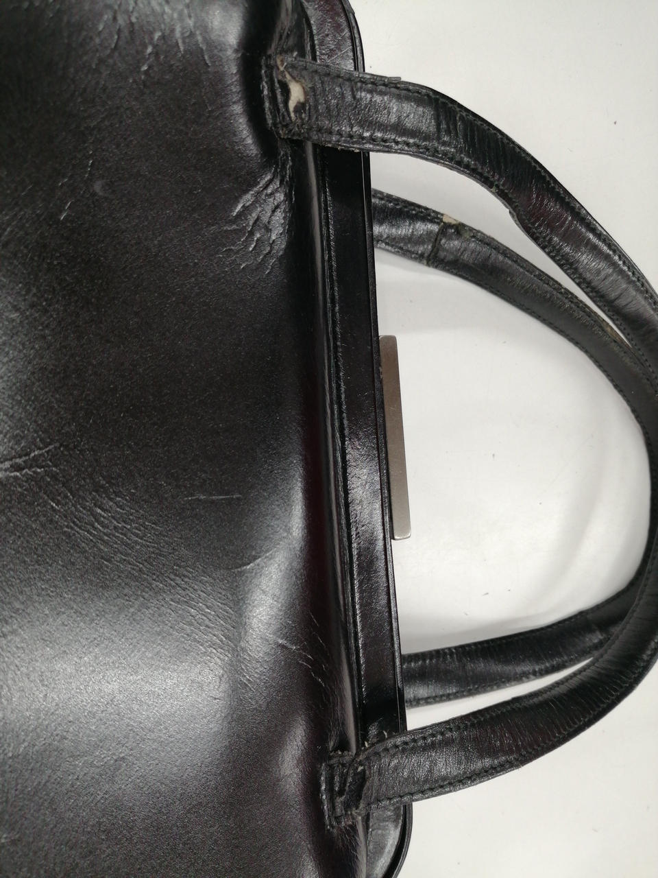 ハンドルひび割れ