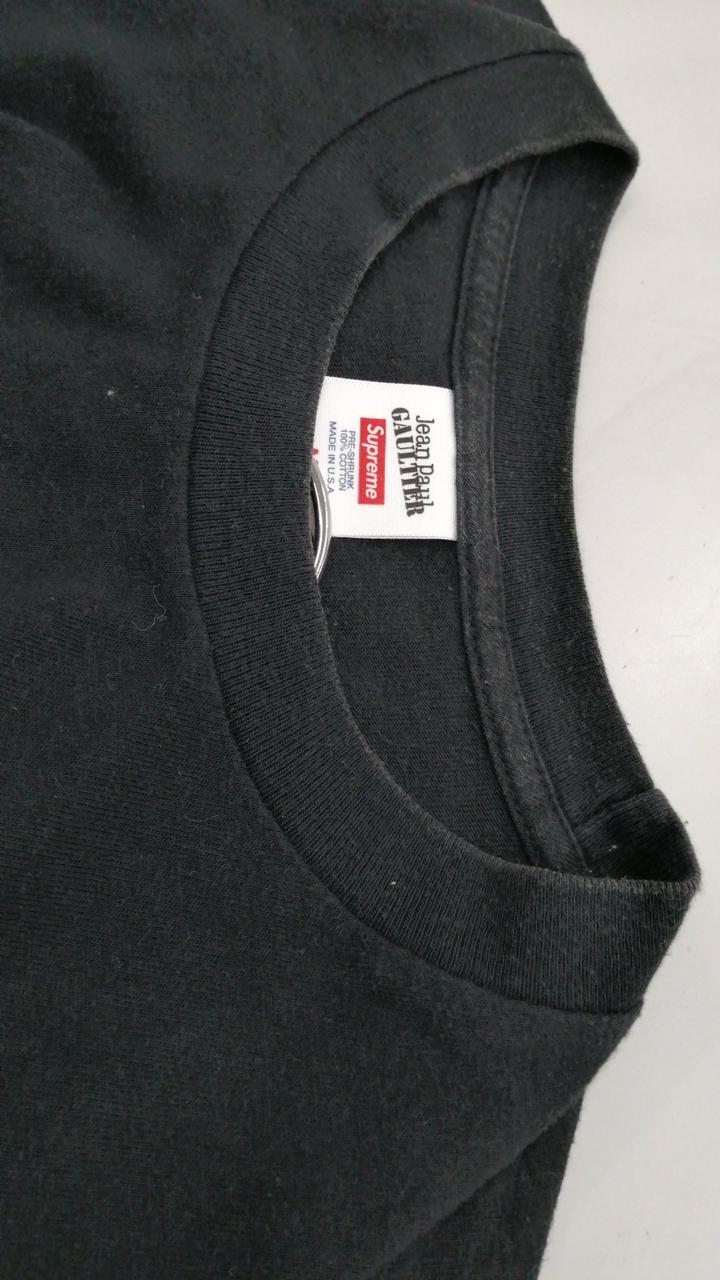 襟元ヨレ、色褪せ