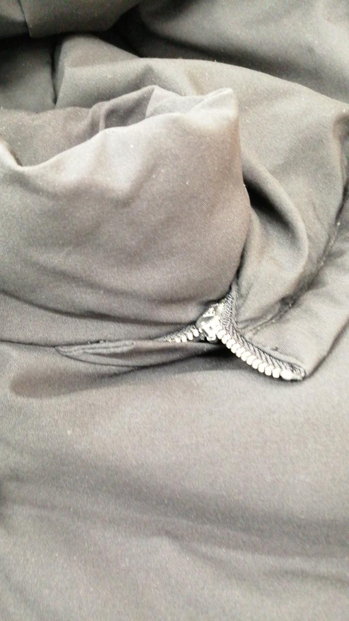 フード取り外し可能