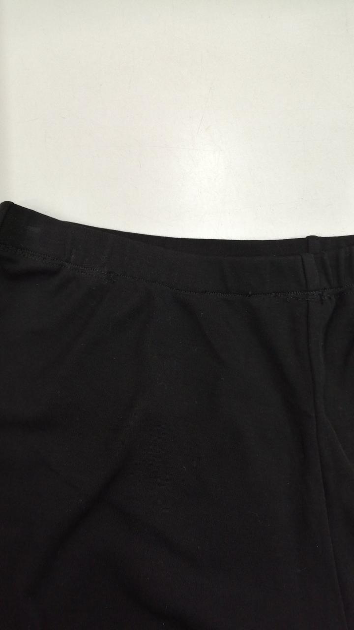 補修のような縫い目、ほつれあり