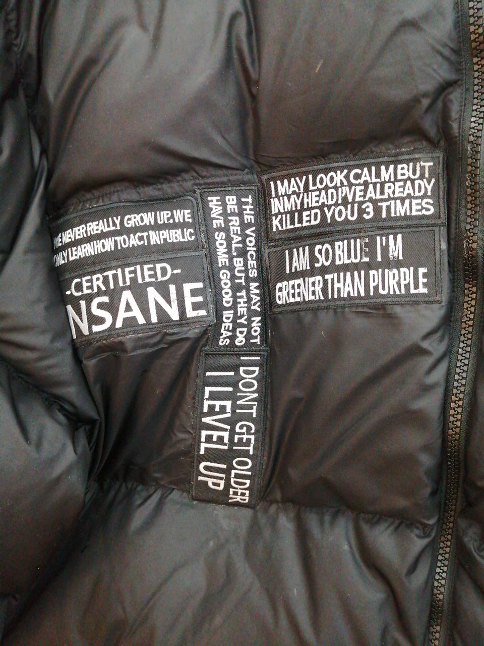 ※仕様とは異なるワッペンが貼られています