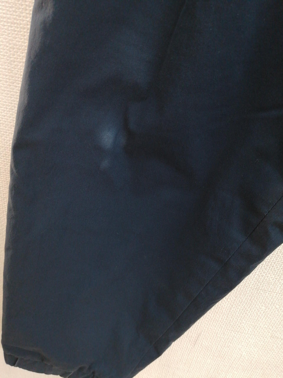 色褪せがあります。