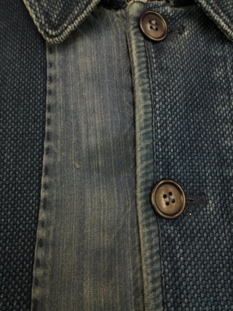 フロントシミ有