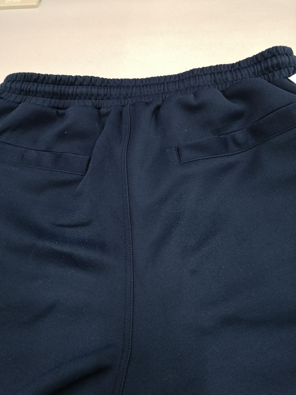 お尻部分毛玉あり