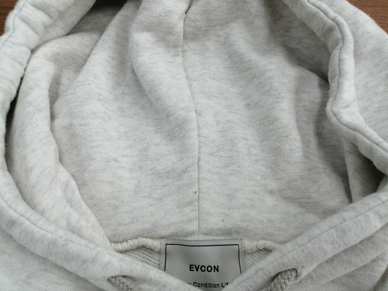 フード内側汚れ