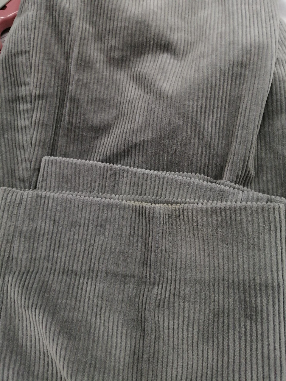 黄ばみあり