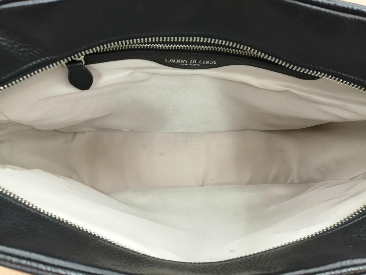 バッグ内側汚れあり