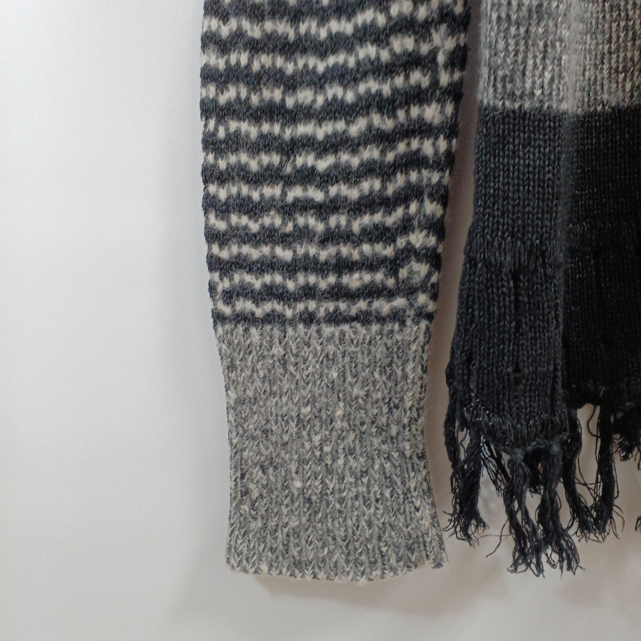 ISSEY MIYAKE HAAT|フリンジボーダーニットプルオーバー|【ハードオフ