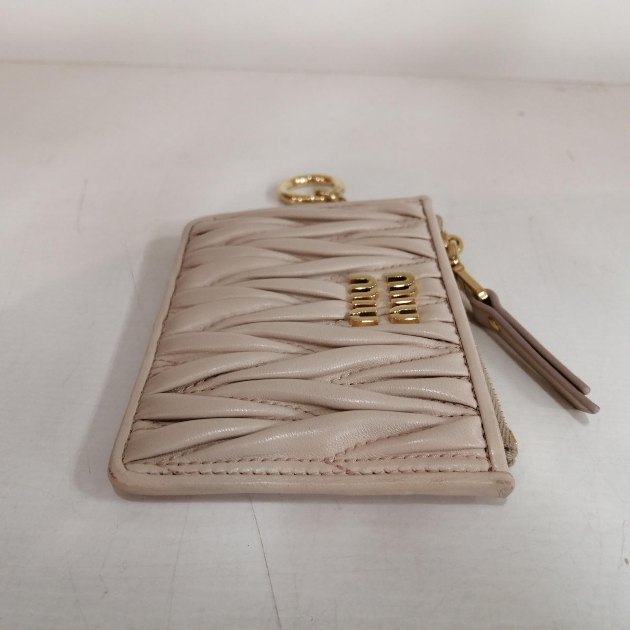 ◆完売前に◆【MiuMiu】マテラッセレザー カードケース MiuMiu ミュウミュウ マテラッセレザー カードケース 財布・小物