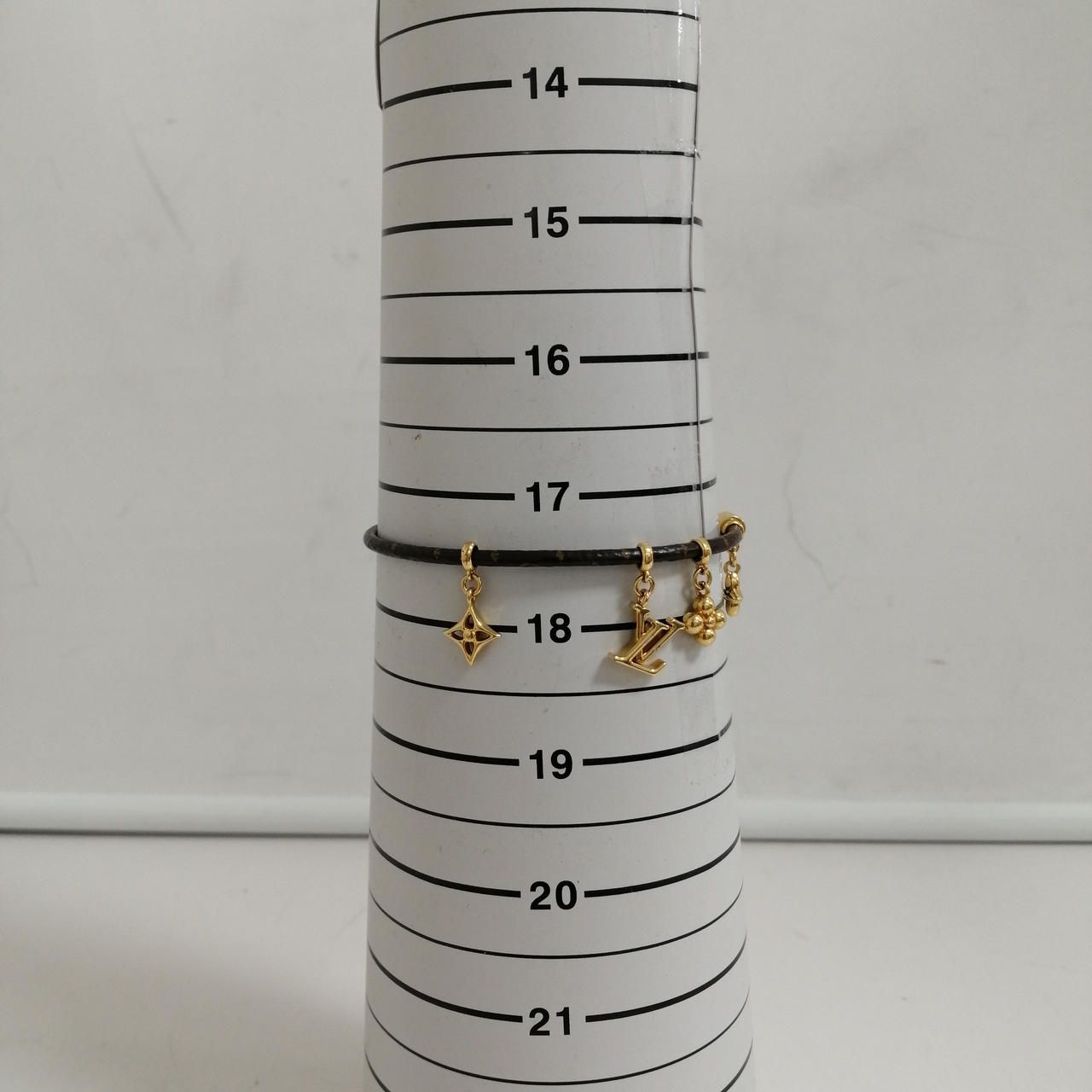 ルイヴィトン(LOUIS VUITTON)|LOUIS VUITTON ブレスレット