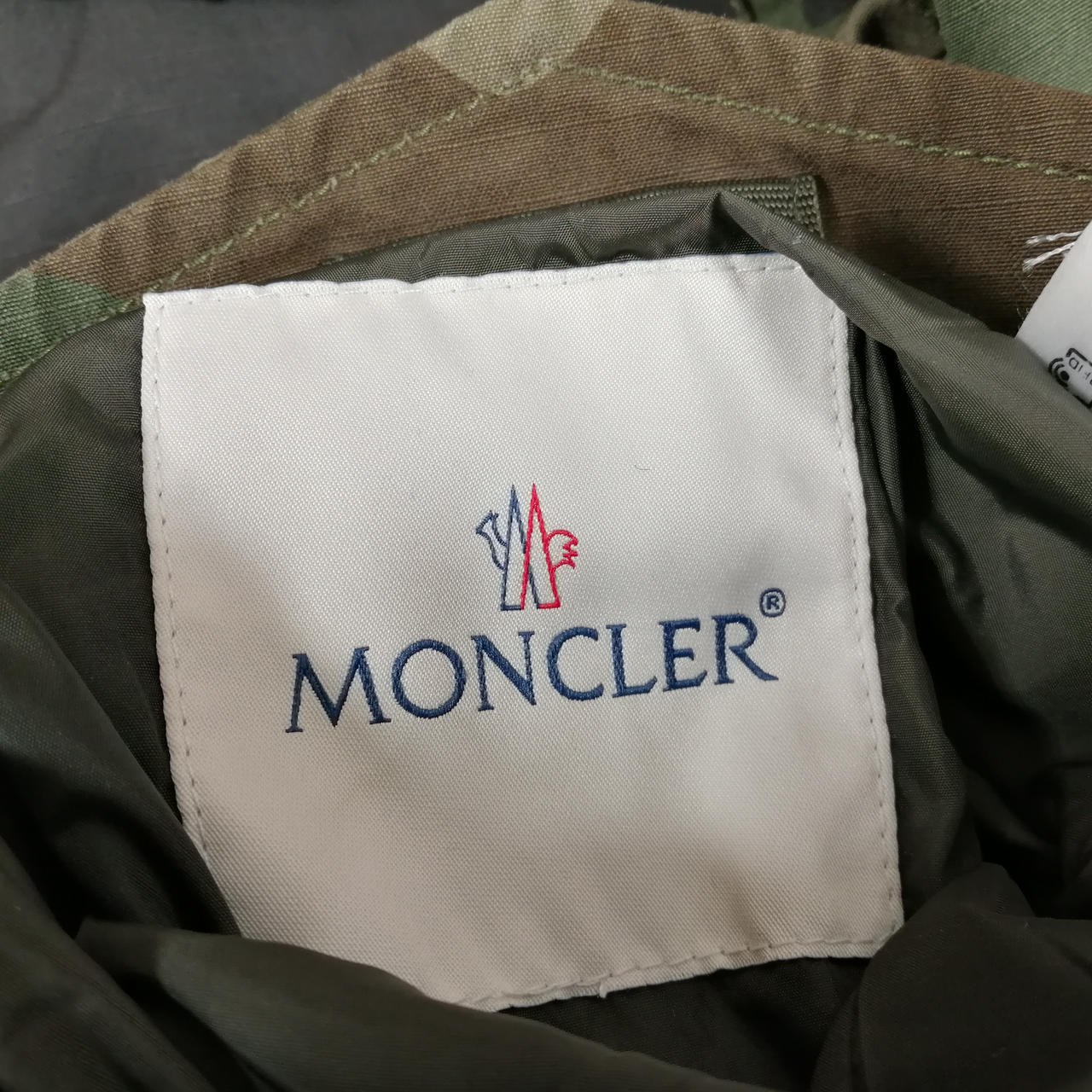 モンクレール(MONCLER)|リバーシブルジャケット|HARDOFFオフ