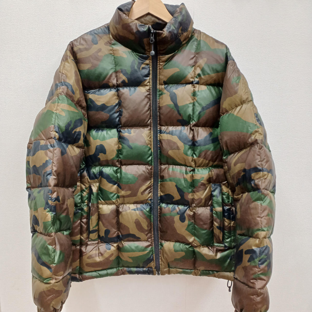 STUUSY|カモフラージュダウンジャケット|HARDOFFオフモール（オフモ