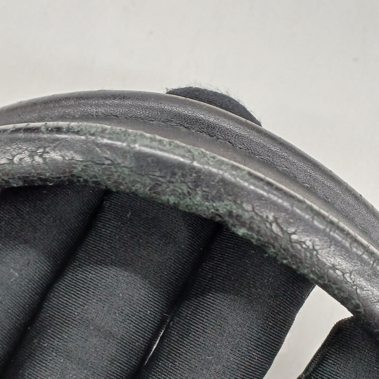 取っ手部分、劣化あり