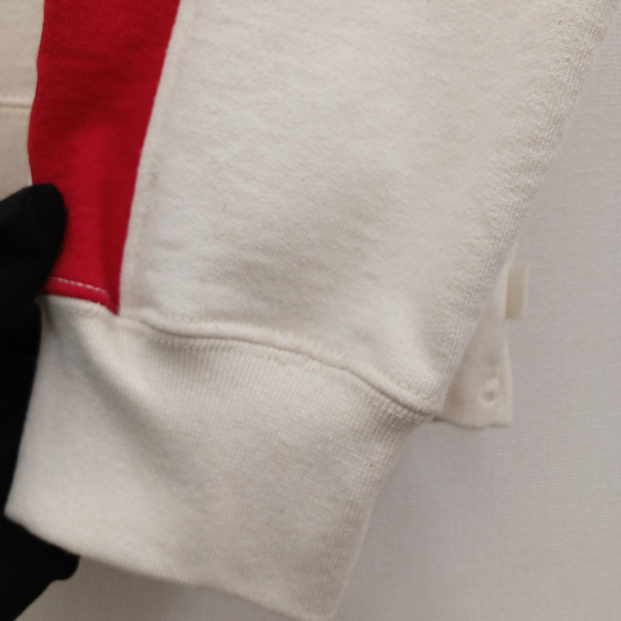 袖口、お汚れあり