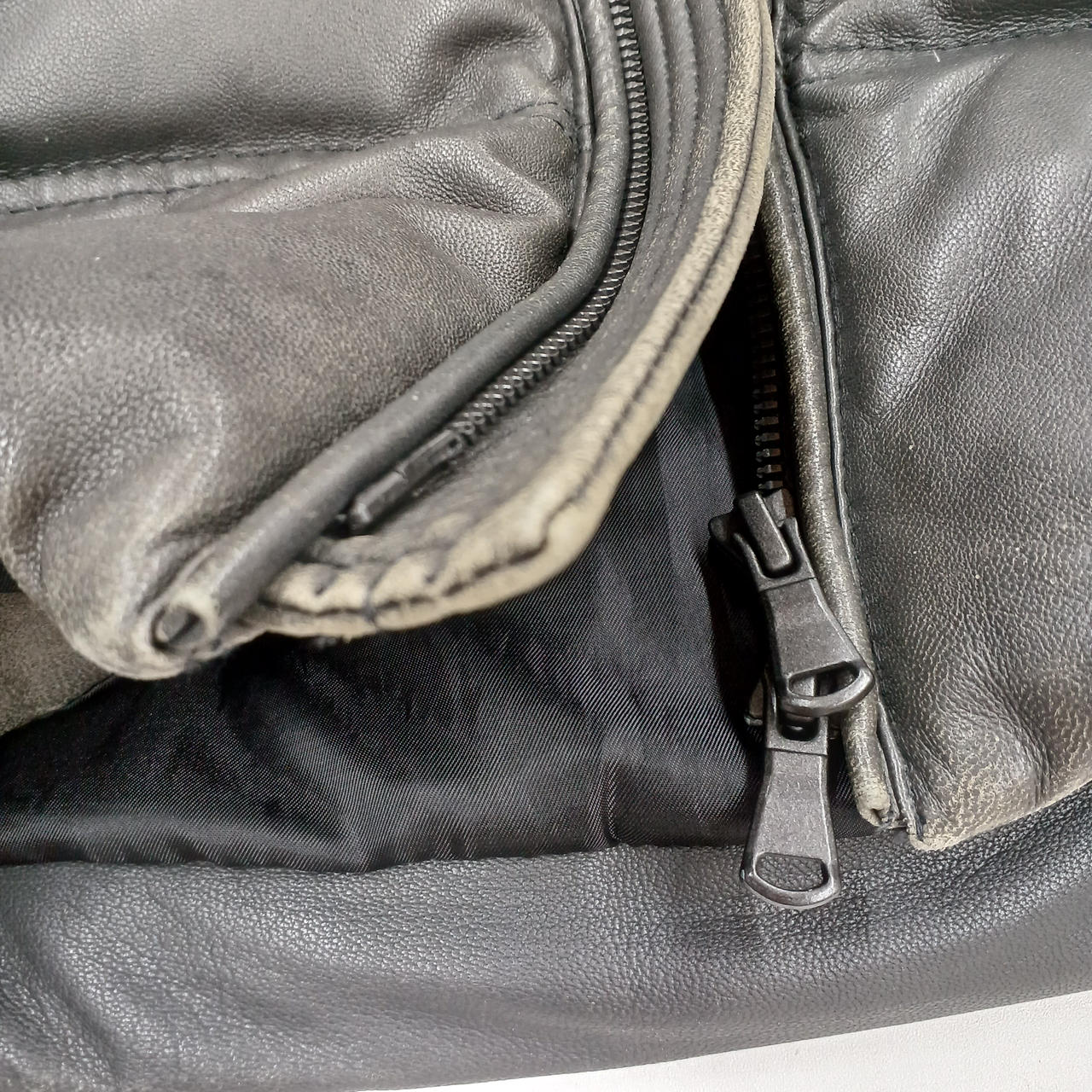 スレがございます