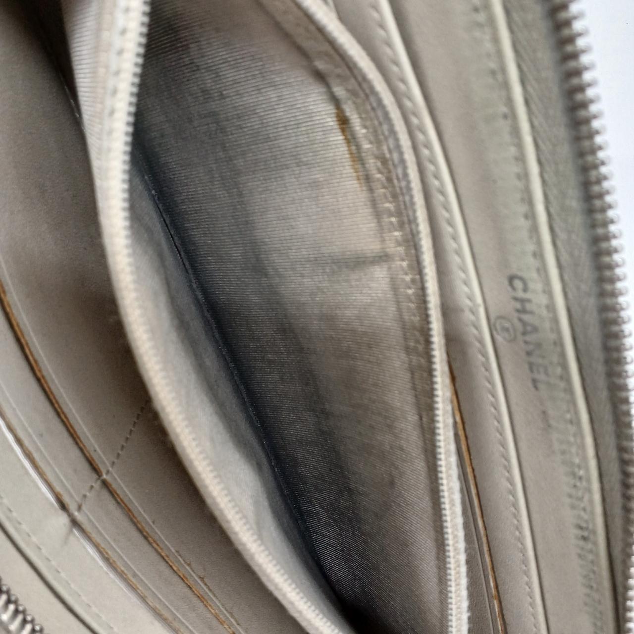 お汚れございます。