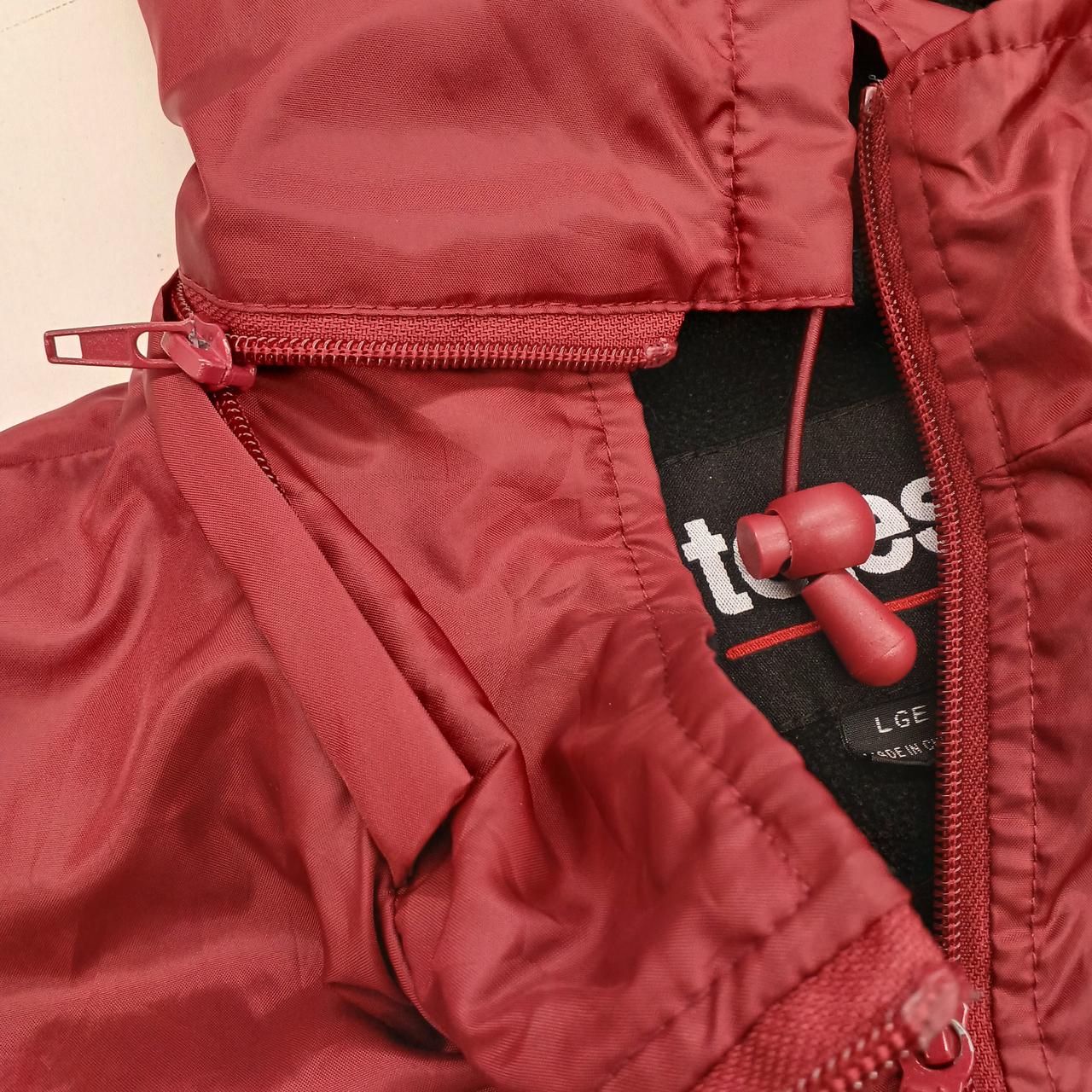 フード取外し可能