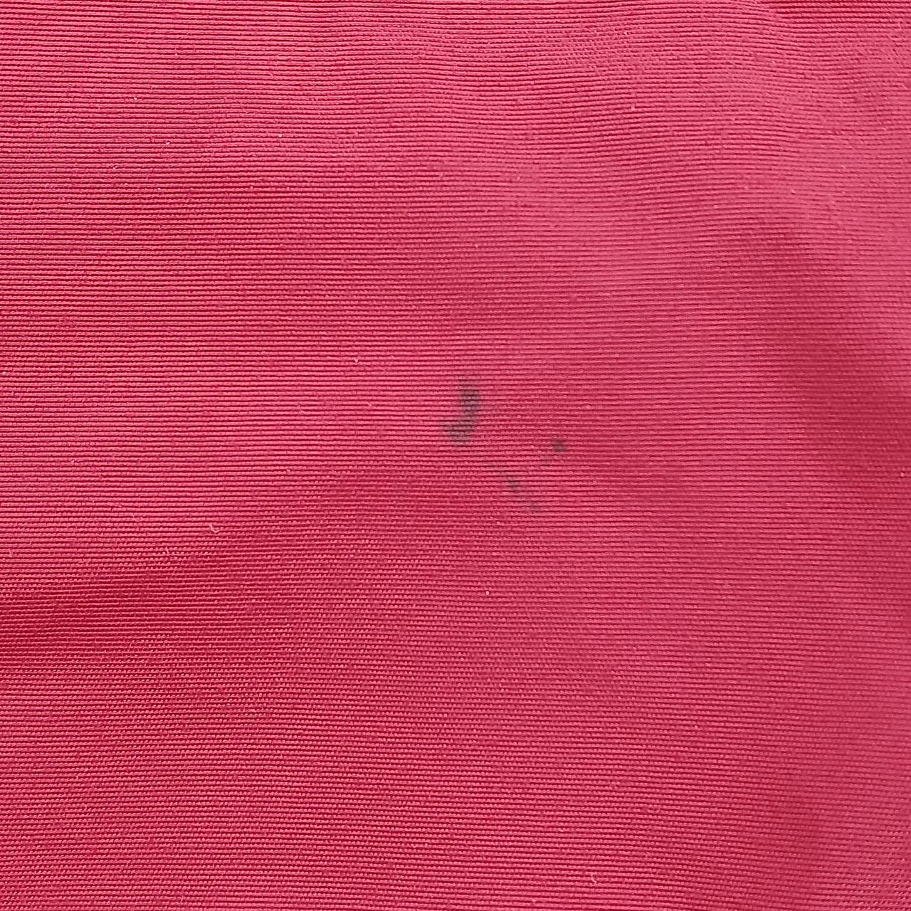 左下にお汚れございます。