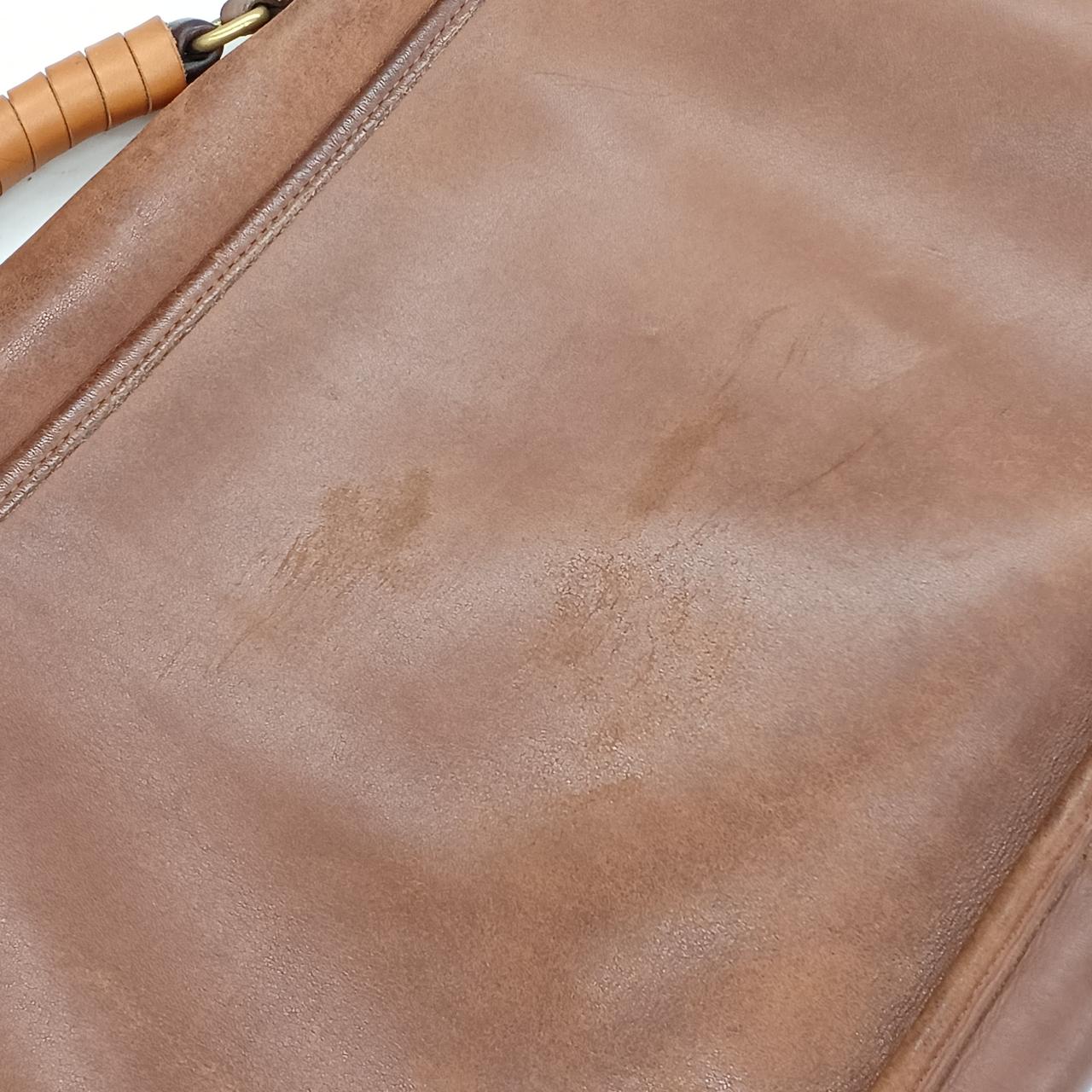 後ろ面キズがございます。