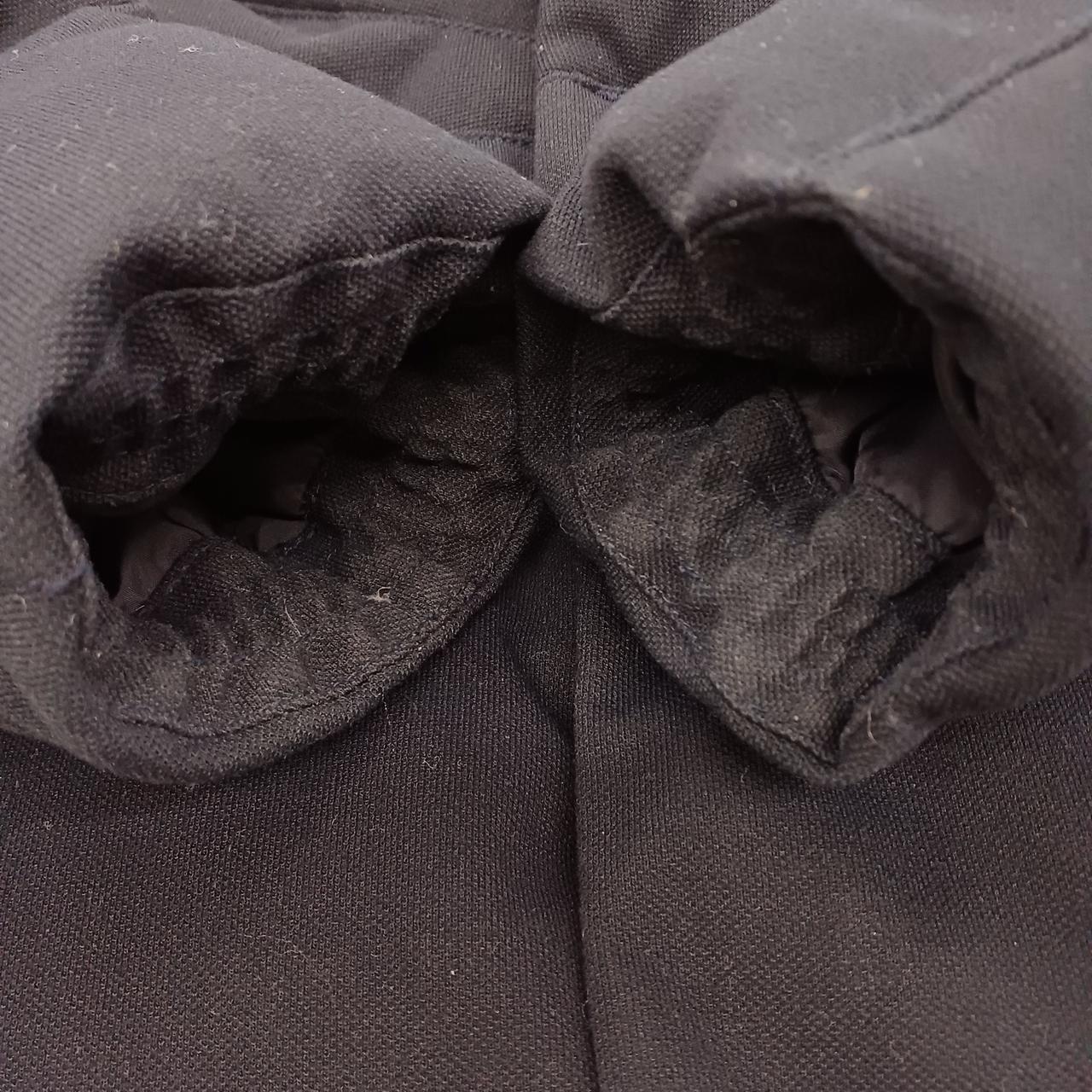 袖口に多少色褪せあり