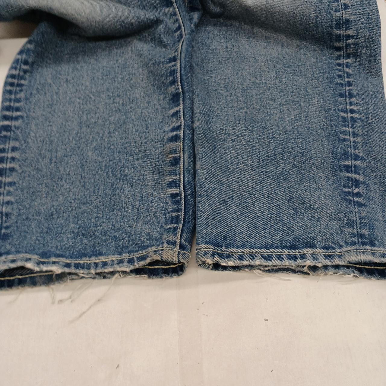 シミあり。裾にスレあり。