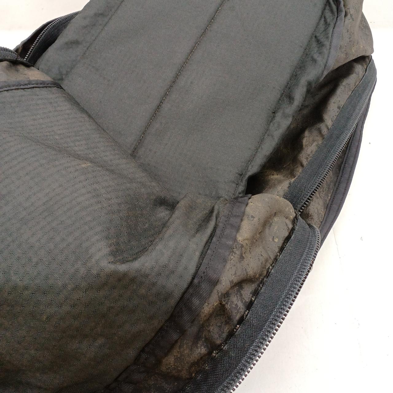 内側使用感ございます。